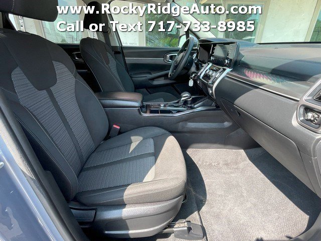Used 2022 Kia Sorento LX AWD/4WD image 14