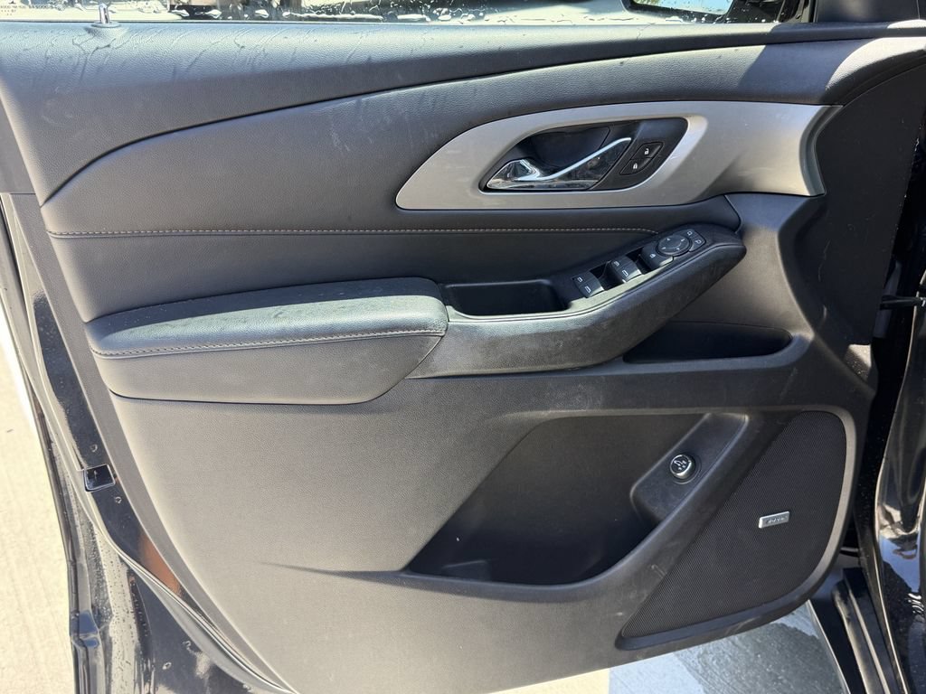 Used 2019 Chevrolet Traverse LT w/ LT Premium Package FWD image 10