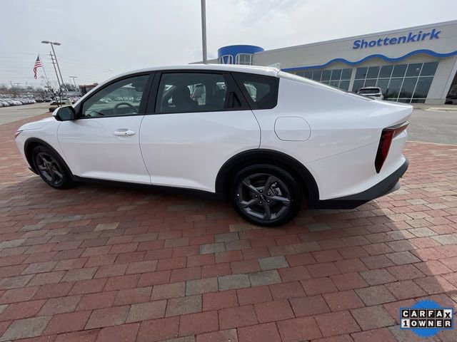 Used 2025 Kia K4 LXS image 31