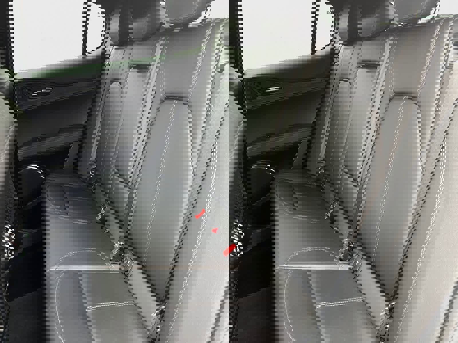 Used 2023 Alfa Romeo Stelvio Sprint AWD/4WD image 16