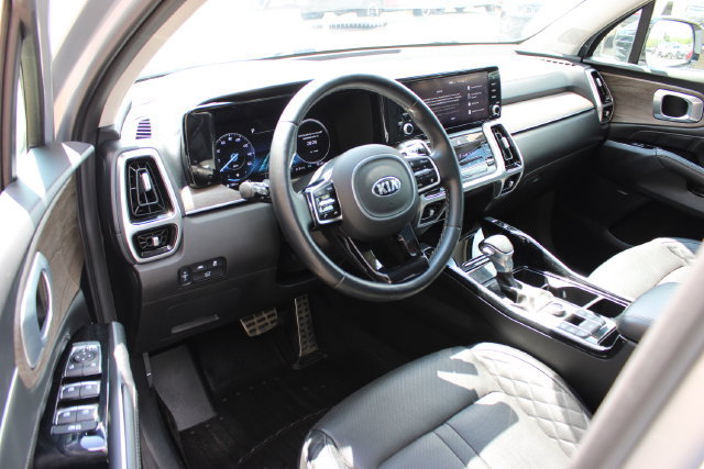 Used 2021 Kia Sorento SX Prestige AWD/4WD image 14