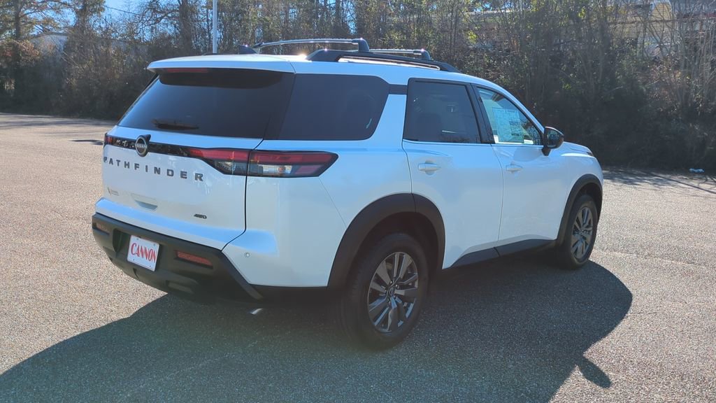 New 2026 Nissan Pathfinder SV image 5