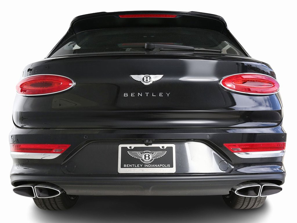 Used 2025 Bentley Bentayga image 11