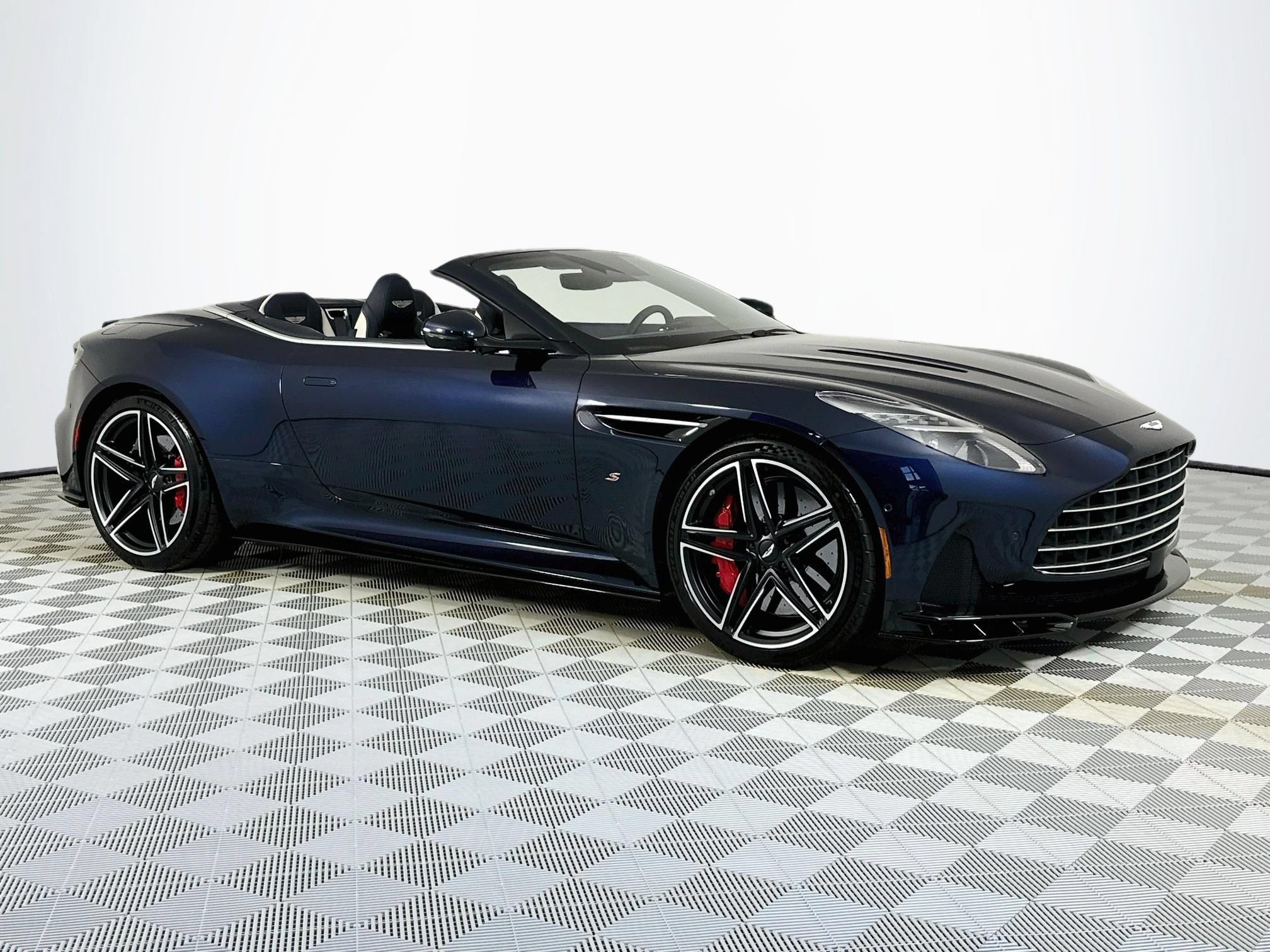 New 2026 Aston Martin DB12 Convertible RWD image 3
