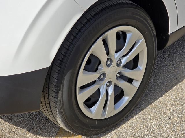 Used 2022 Kia Soul LX image 7