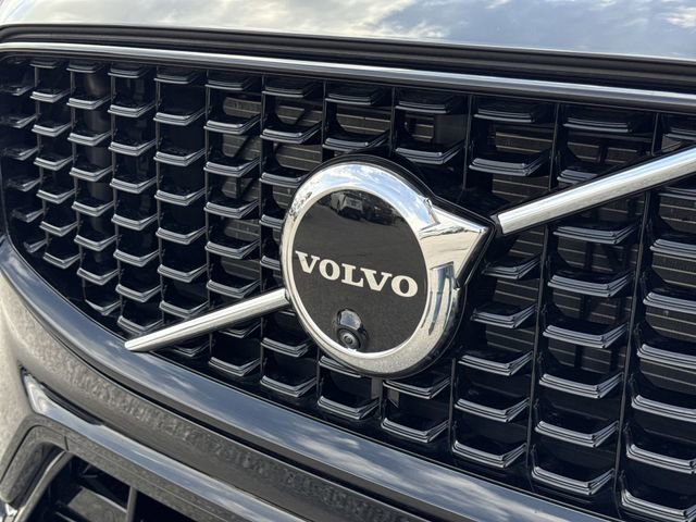 New 2025 Volvo XC60 B5 Plus w/ Protection Package Premier AWD/4WD image 31