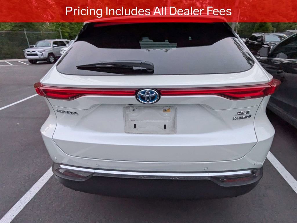 Used 2021 Toyota Venza XLE w/ Softex Package AWD/4WD image 6