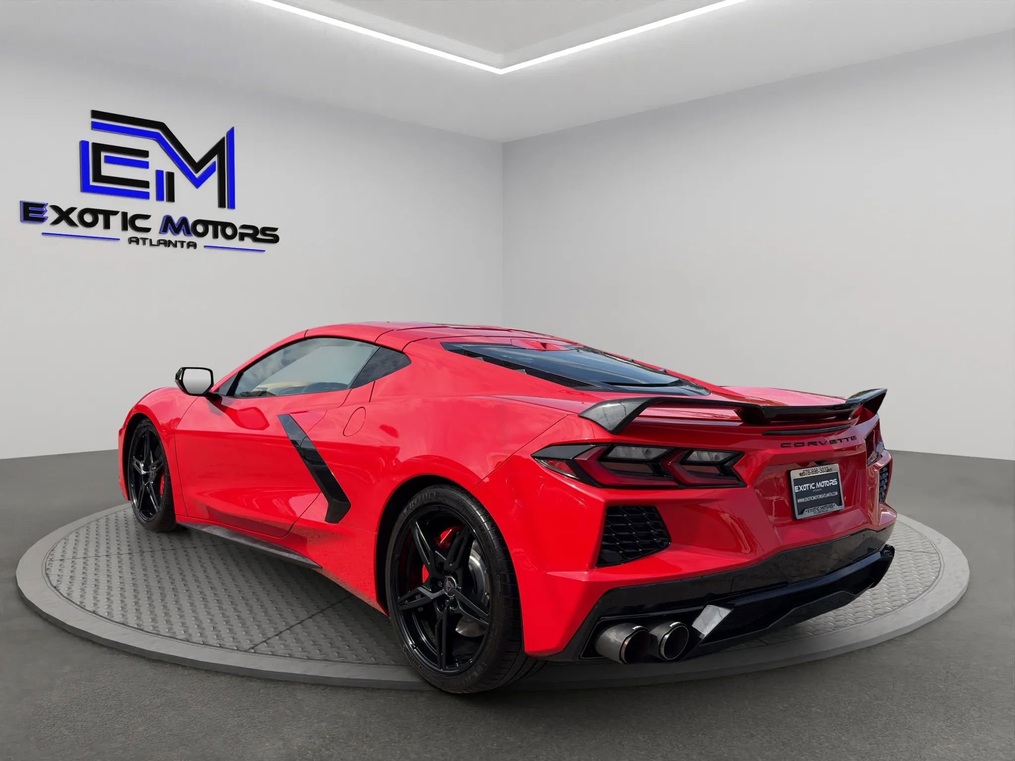Used 2020 Chevrolet Corvette Stingray Premium Cpe w/ 3LT Preferred Equipment Group image 3