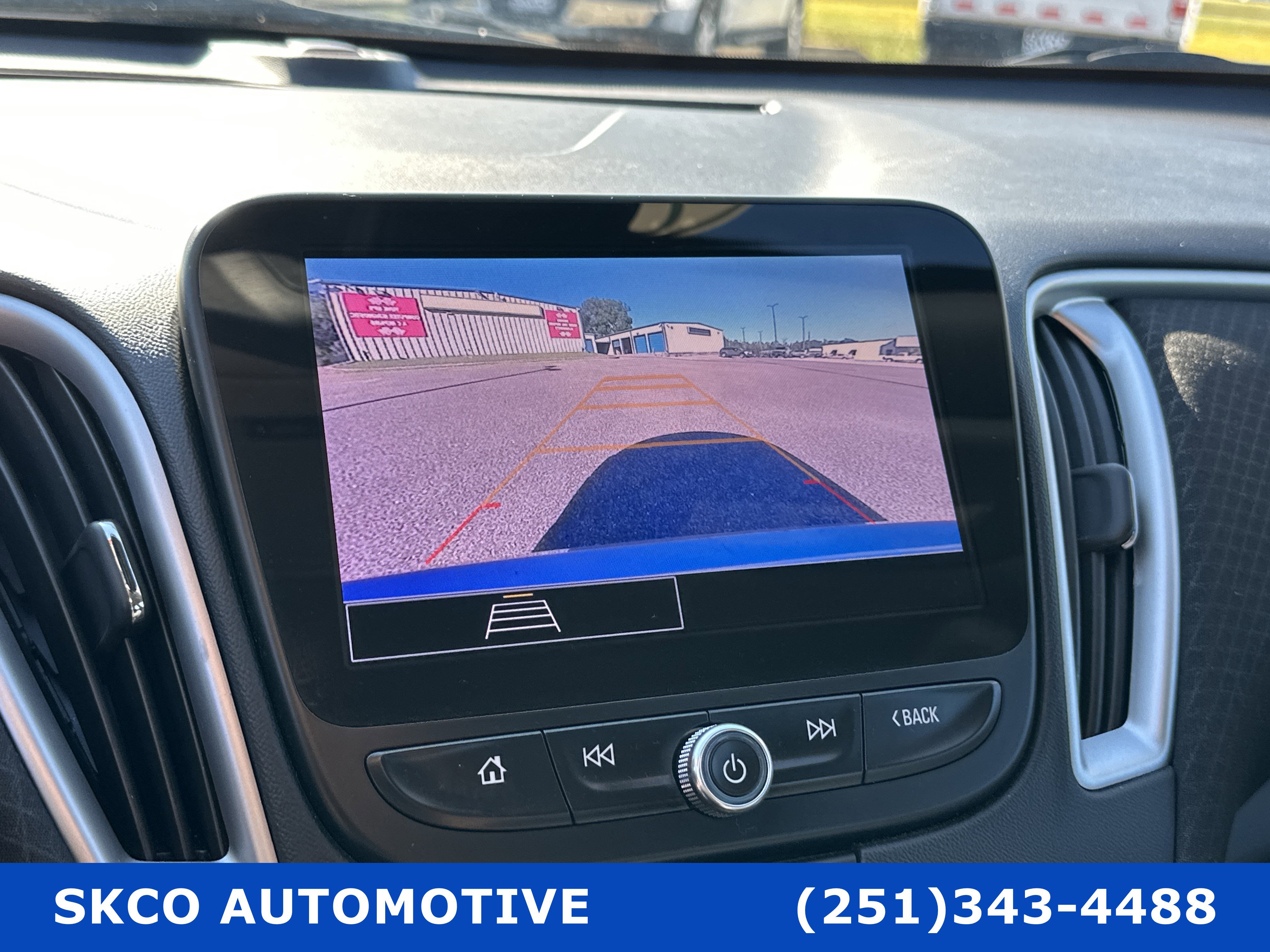 Used 2024 Chevrolet Malibu LT image 17