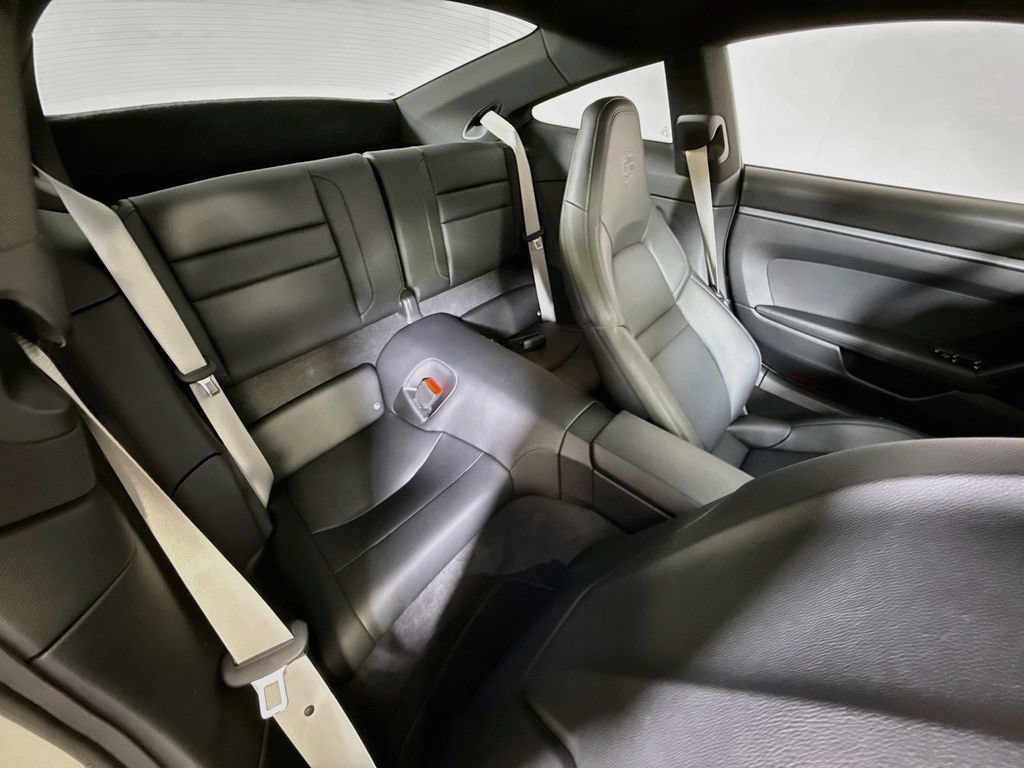 Certified 2025 Porsche 911 Carrera RWD image 19