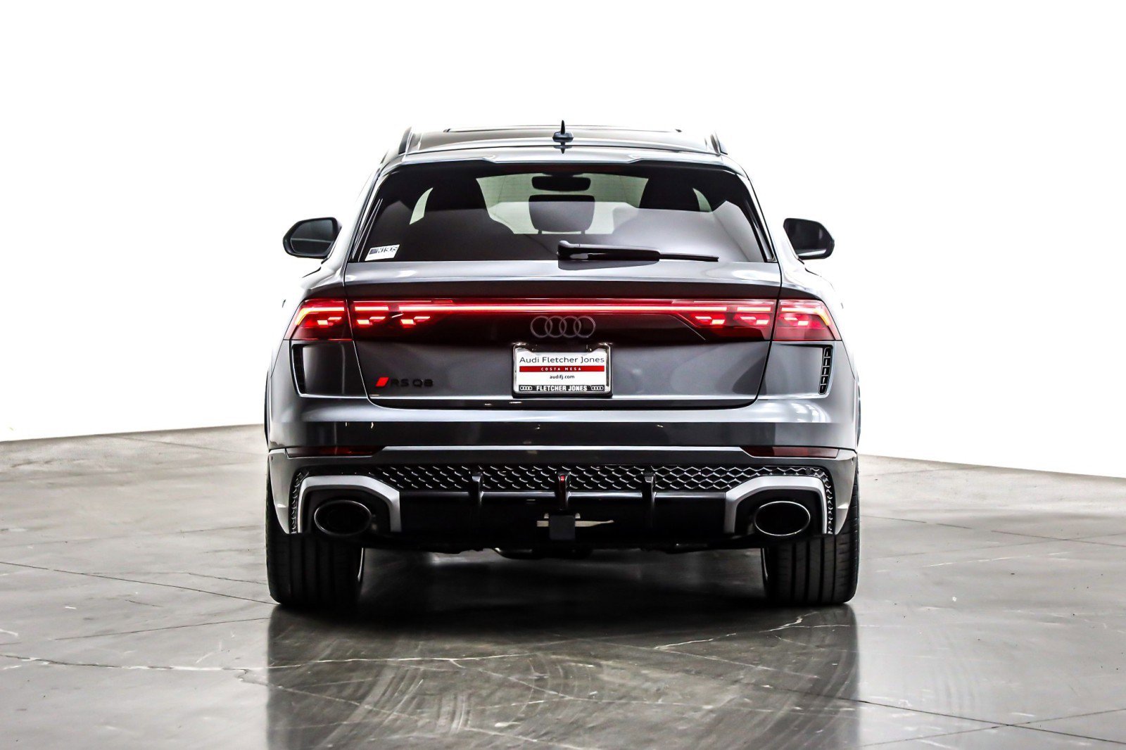 New 2026 Audi RS Q8 performance image 3