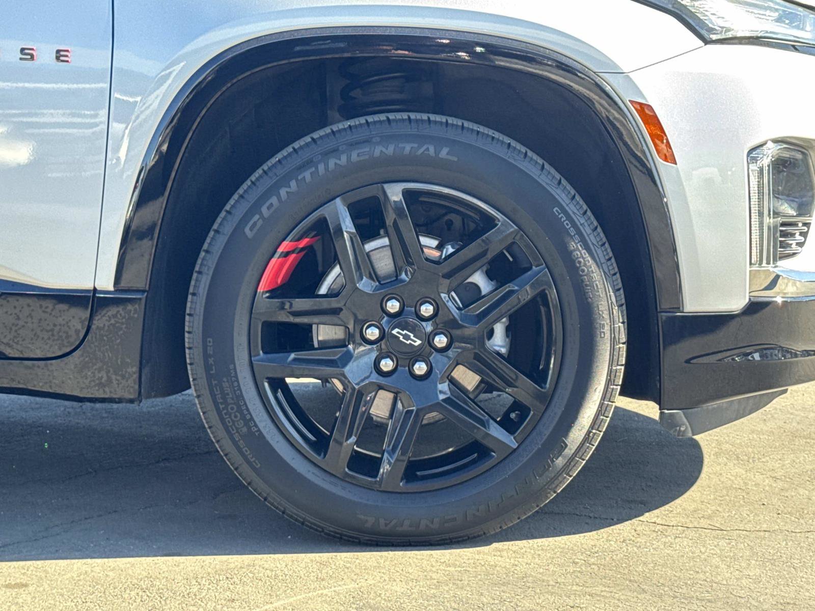 Used 2022 Chevrolet Traverse Premier w/ Redline Edition image 29