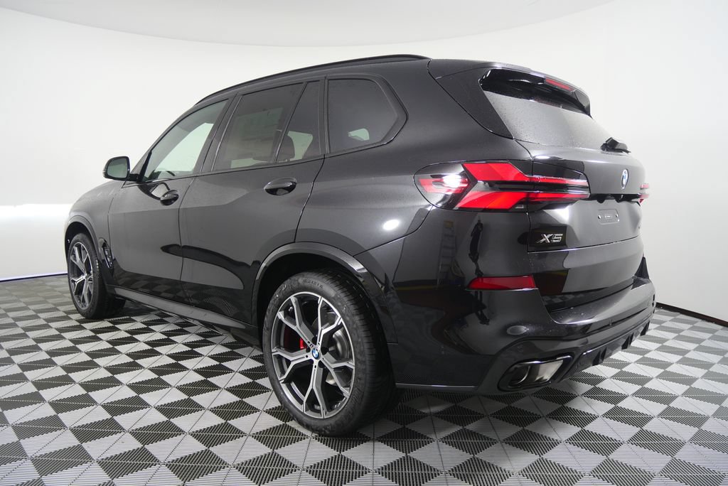 Used 2026 BMW X5 xDrive40i w/ M Sport Package AWD/4WD image 3