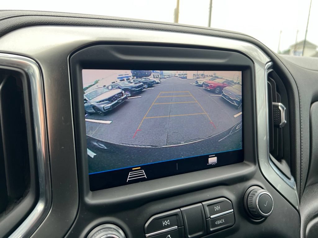 Used 2022 Chevrolet Silverado 1500 LT AWD/4WD image 13