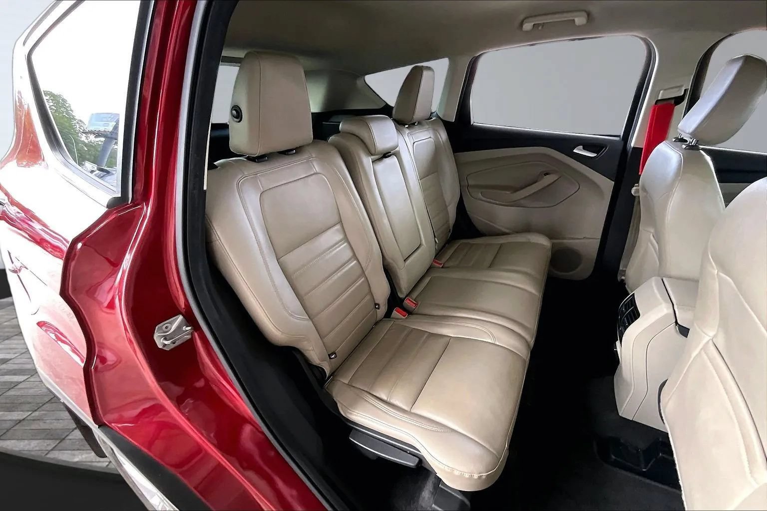 Used 2018 Ford Escape SEL FWD image 22
