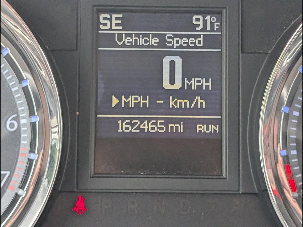 Used 2014 Chrysler Town & Country Touring w/ Driver Convenience Group FWD image 17