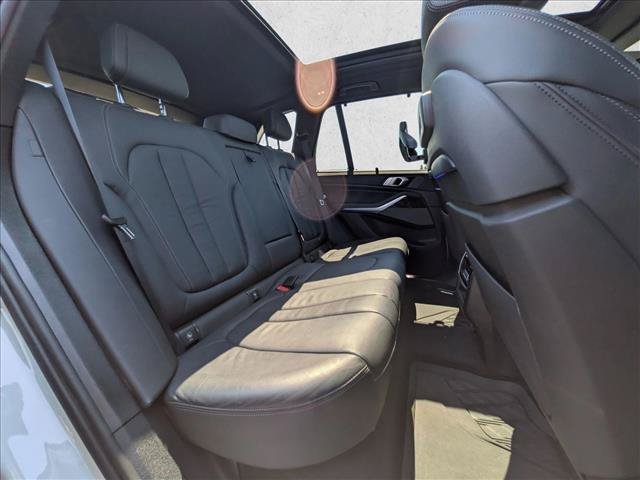 Used 2020 BMW X5 xDrive40i w/ Executive Package AWD/4WD image 19