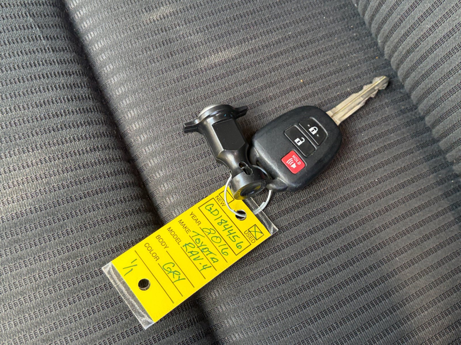 Used 2016 Toyota RAV4 LE AWD/4WD image 31