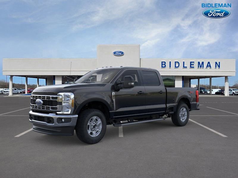 New 2026 Ford F350 XLT w/ FX4 Off-Road Package