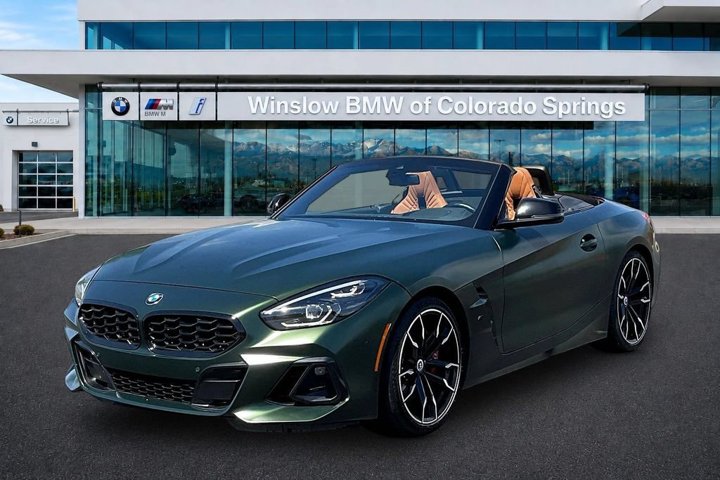 Used 2025 BMW Z4 M40i w/ Edition RWD image 3