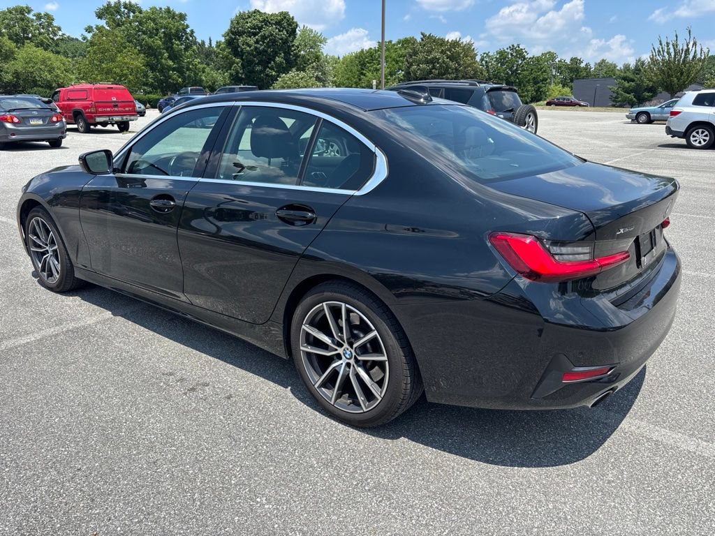 Used 2021 BMW 330i xDrive Sedan w/ Convenience Package AWD/4WD image 5