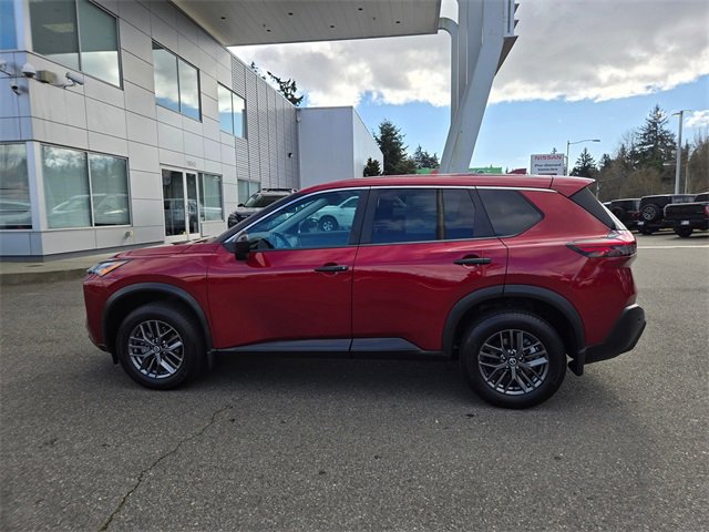 Used 2021 Nissan Rogue S image 11