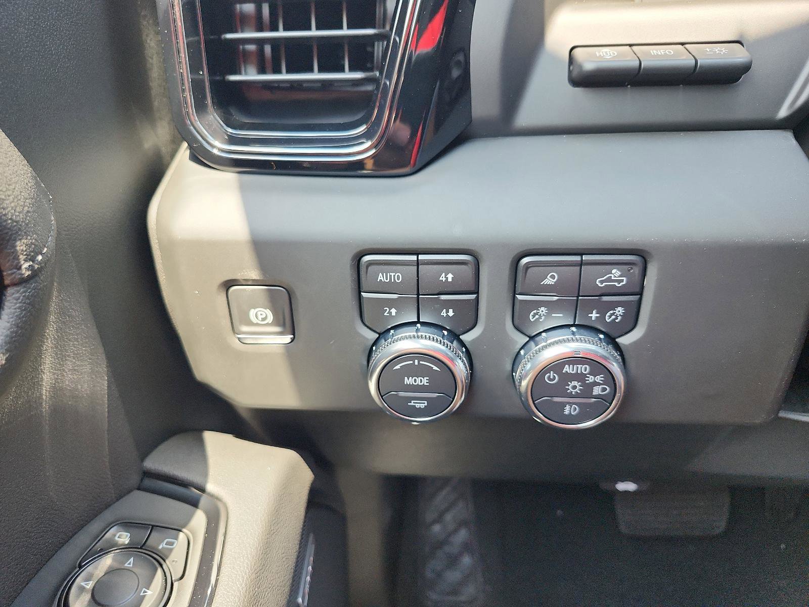 New 2026 GMC Sierra 1500 AT4 w/ AT4 Premium Package image 22