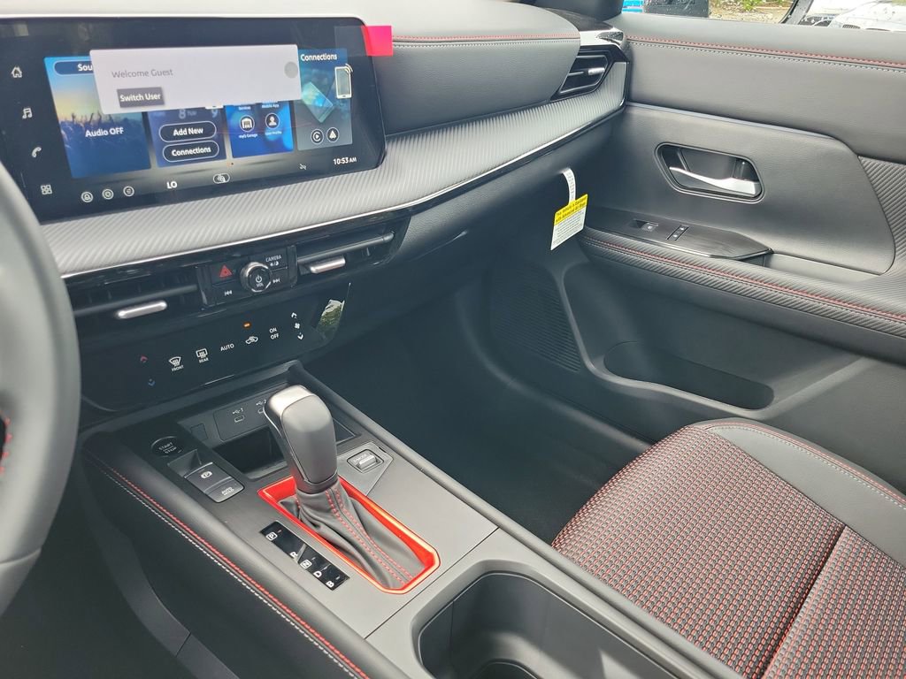 New 2026 Nissan Kicks SR FWD image 34