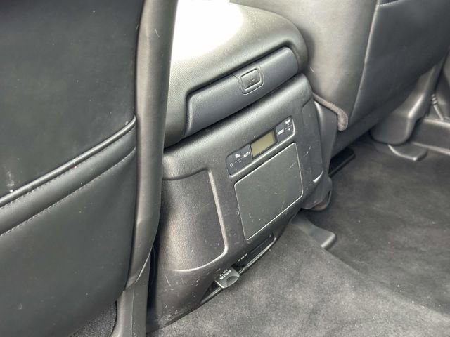 Used 2021 Nissan Armada SL w/ Captain's Chairs Package AWD/4WD image 16
