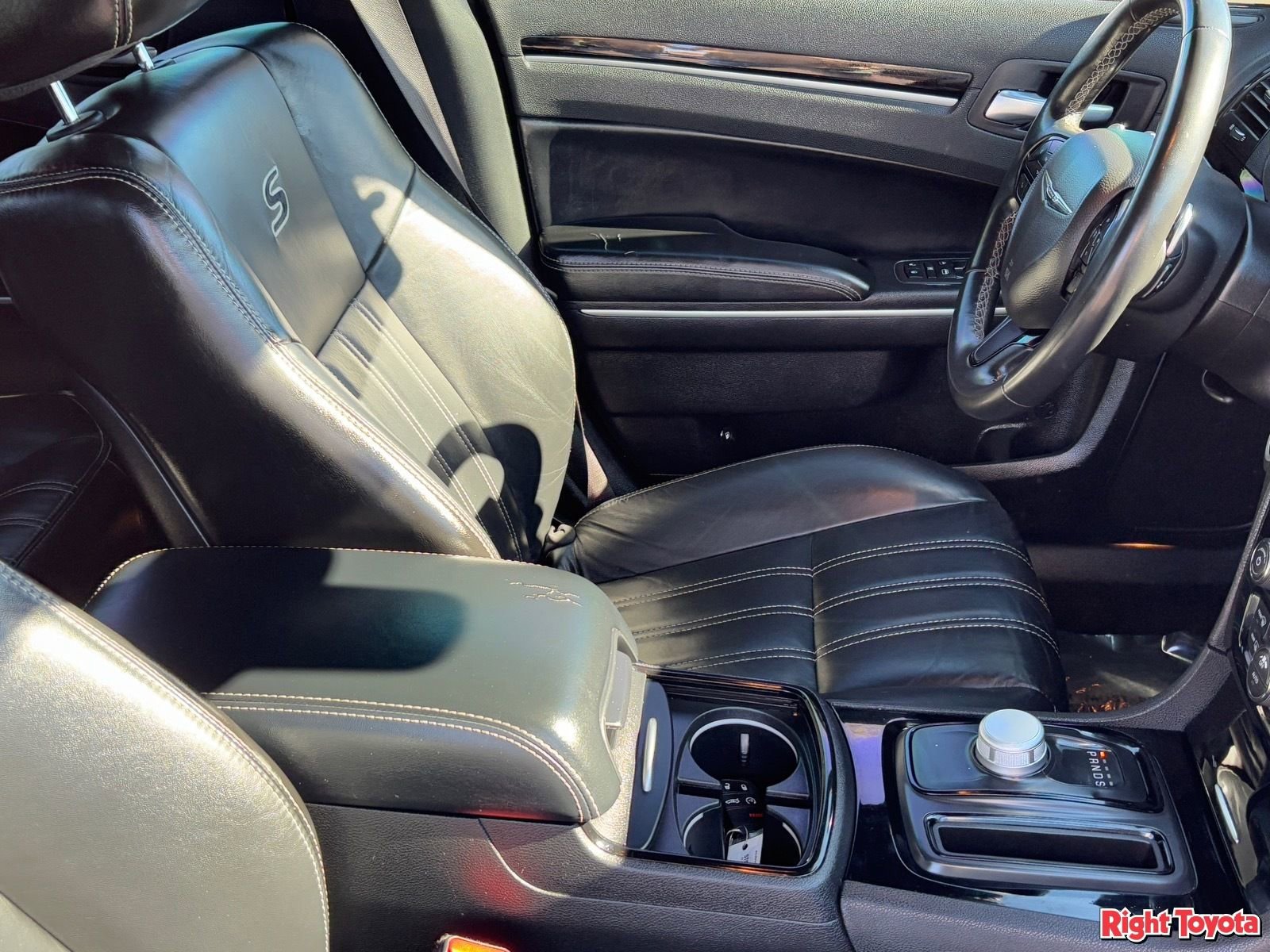 Used 2021 Chrysler 300 S w/ S Model Appearance Package image 12