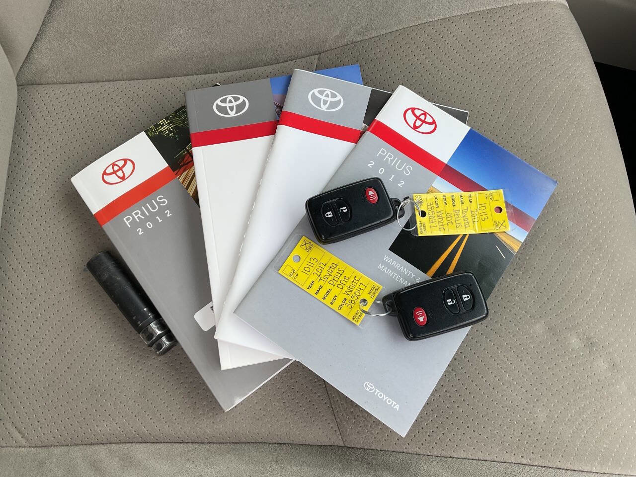 Used 2012 Toyota Prius Two FWD image 38