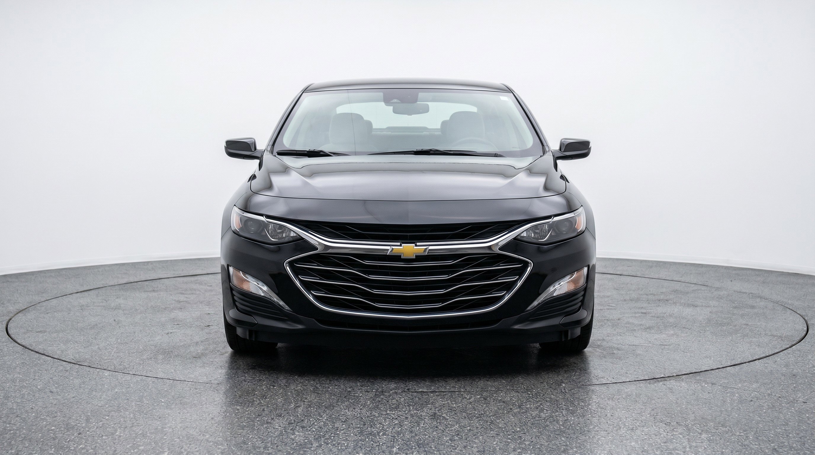 Used 2024 Chevrolet Malibu LT FWD image 2