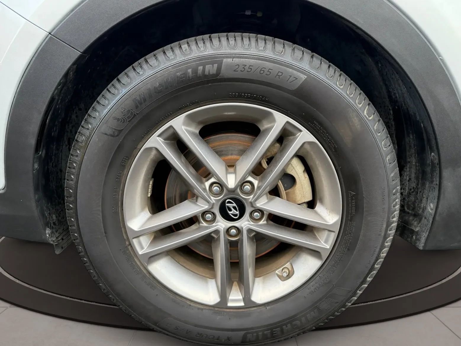 Used 2017 Hyundai Santa Fe Sport image 7