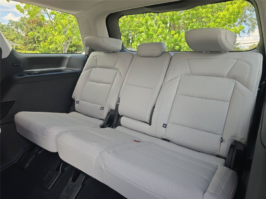 New 2026 Lincoln Navigator Reserve AWD/4WD image 9
