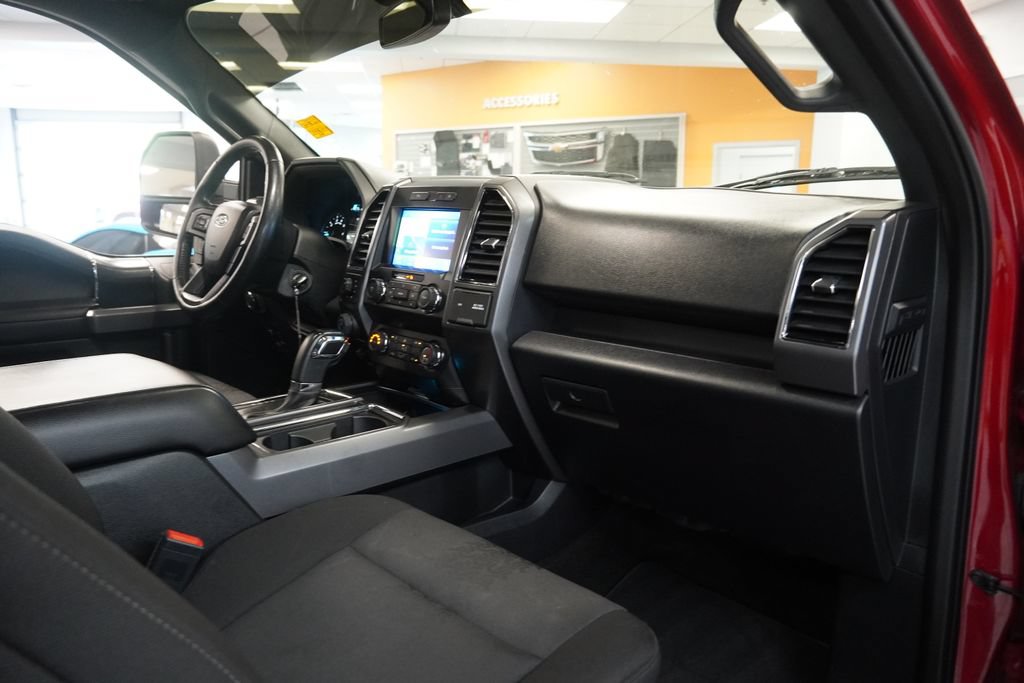 Used 2020 Ford F150 XLT w/ Equipment Group 302A Luxury AWD/4WD image 35