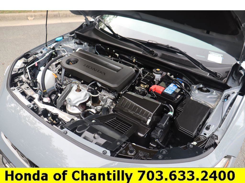 Certified 2025 Honda Civic Sport image 32