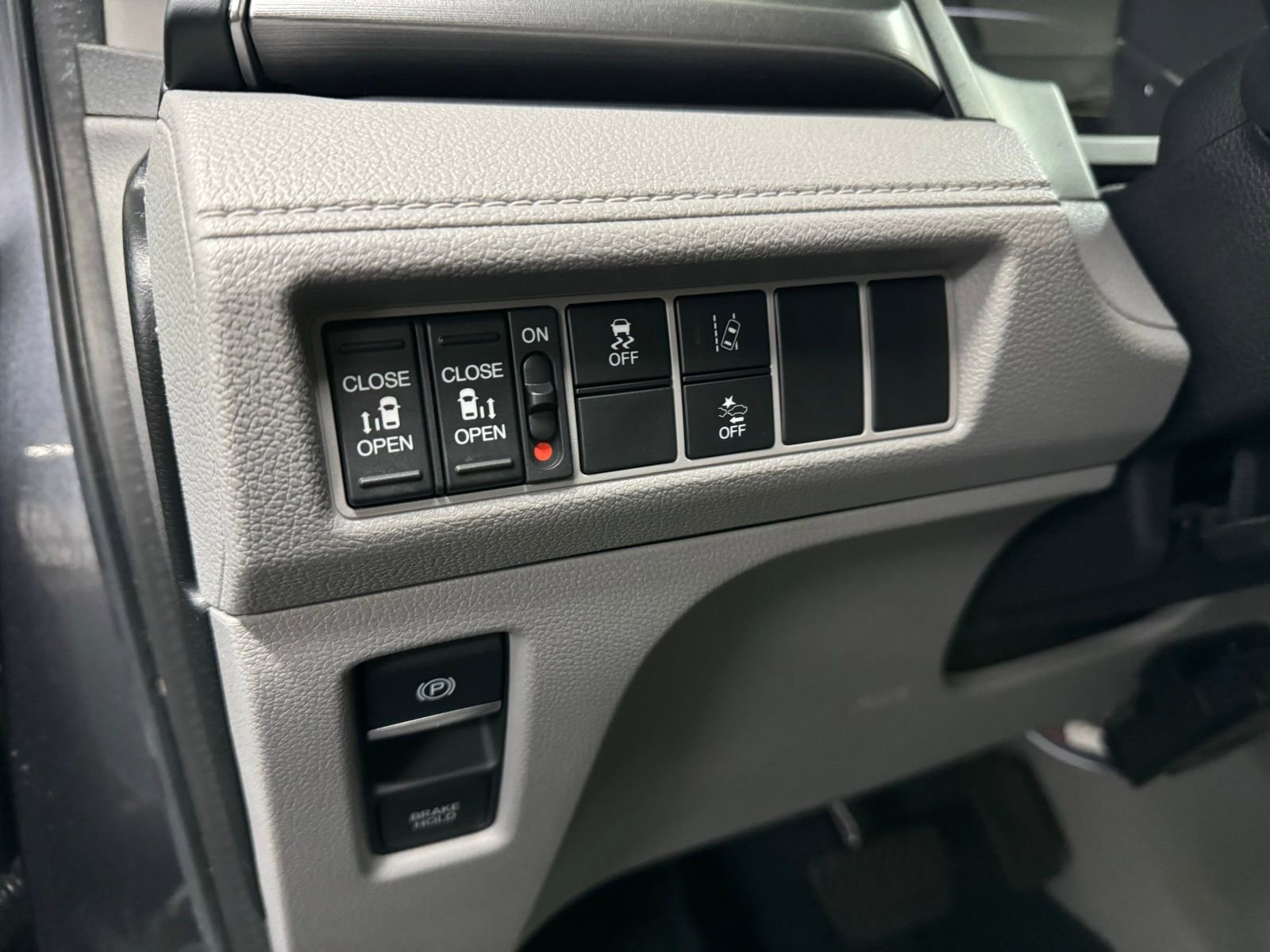 Used 2019 Honda Odyssey EX image 18