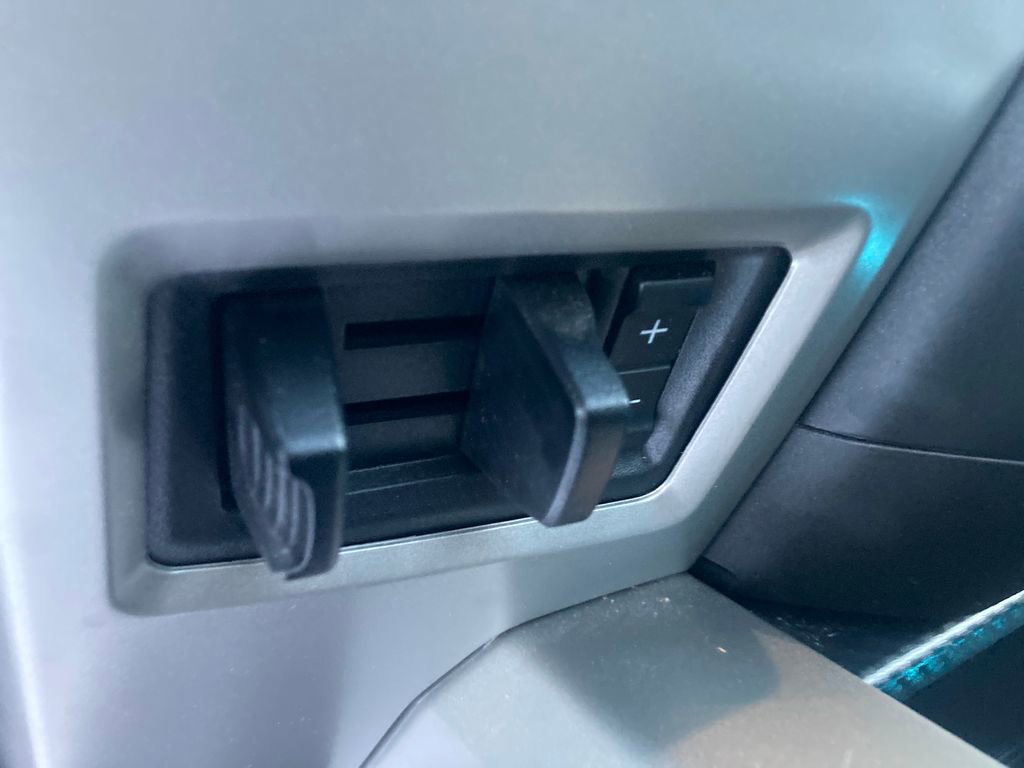 Used 2019 Ford F150 Lariat w/ Equipment Group 502A Luxury image 48