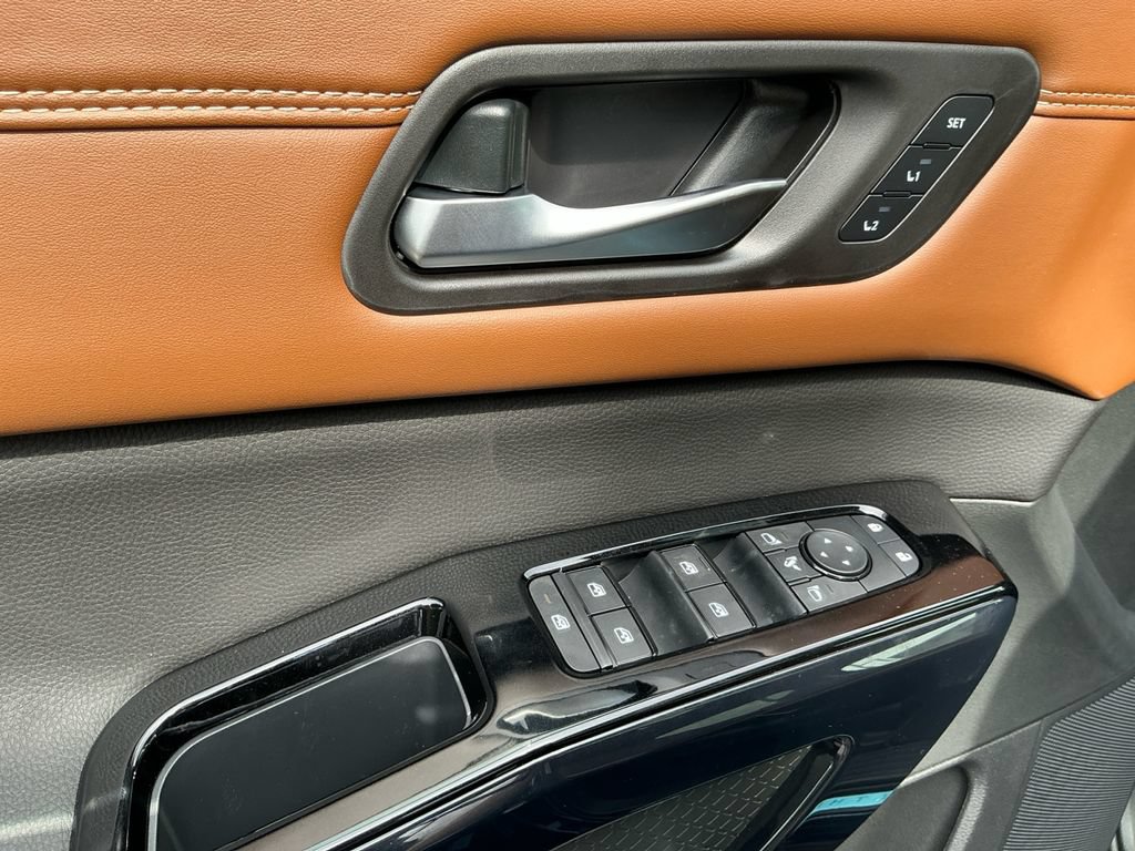 New 2026 Nissan Pathfinder Platinum AWD/4WD image 23
