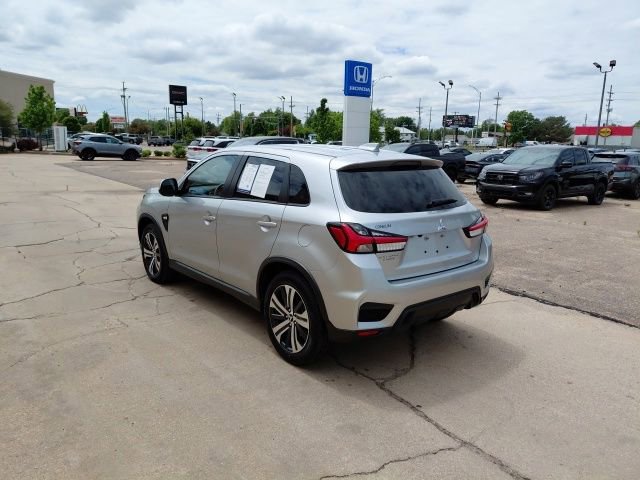 Used 2025 Mitsubishi Outlander Sport ES AWD/4WD image 6