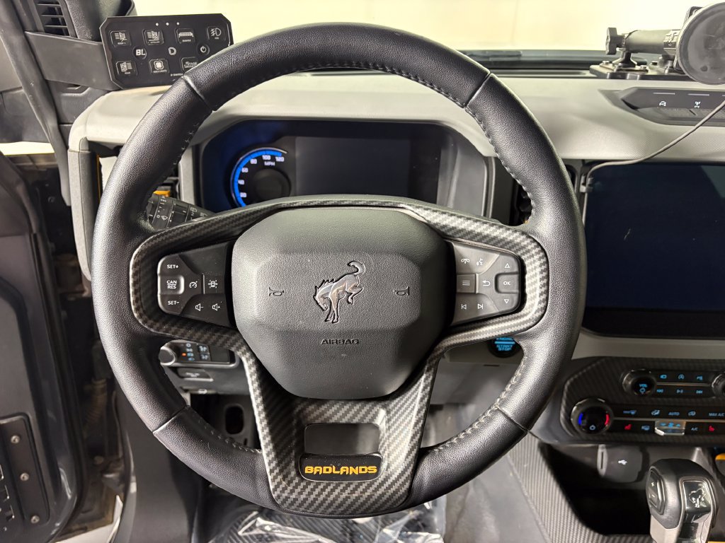 Used 2023 Ford Bronco Badlands w/ Sasquatch Package AWD/4WD image 13