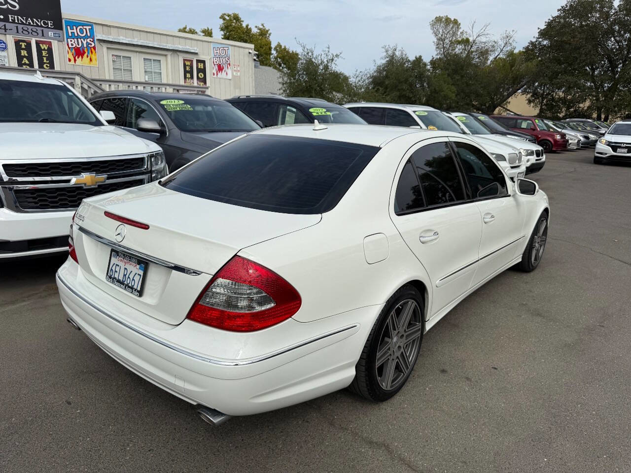Used 2009 Mercedes-Benz E 350 Sedan image 7