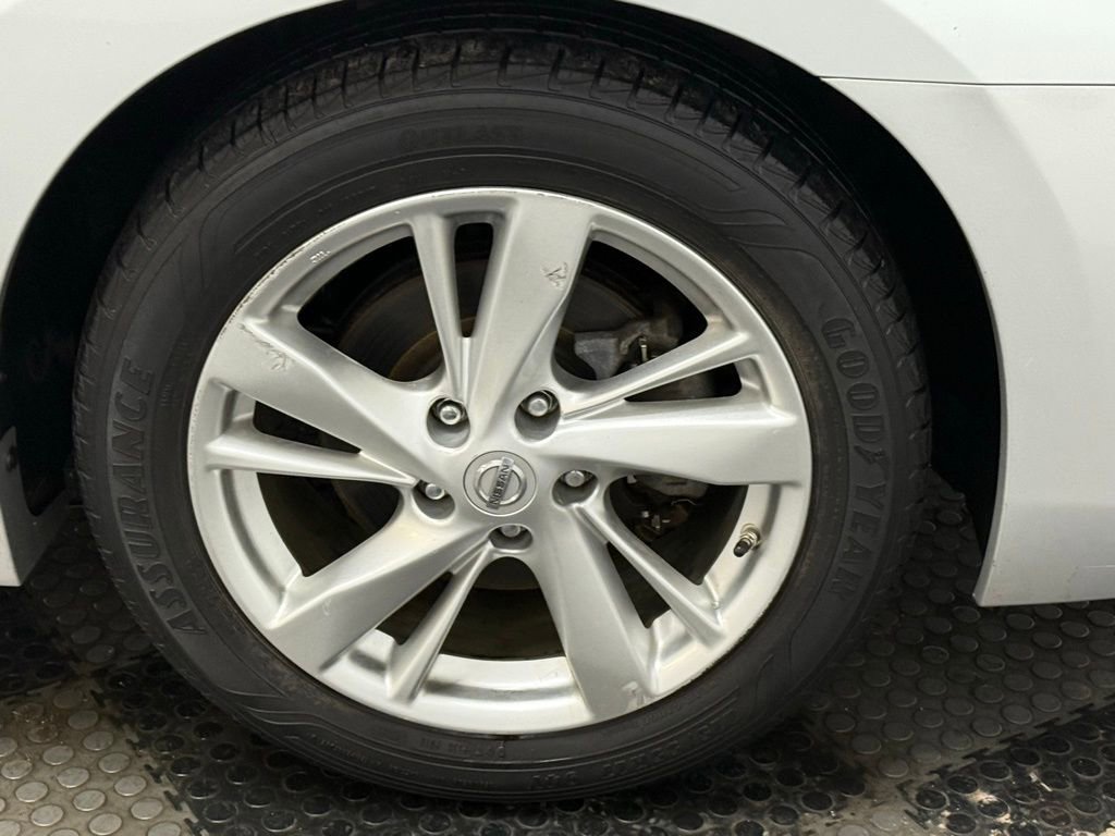 Used 2015 Nissan Altima 2.5 SL image 16