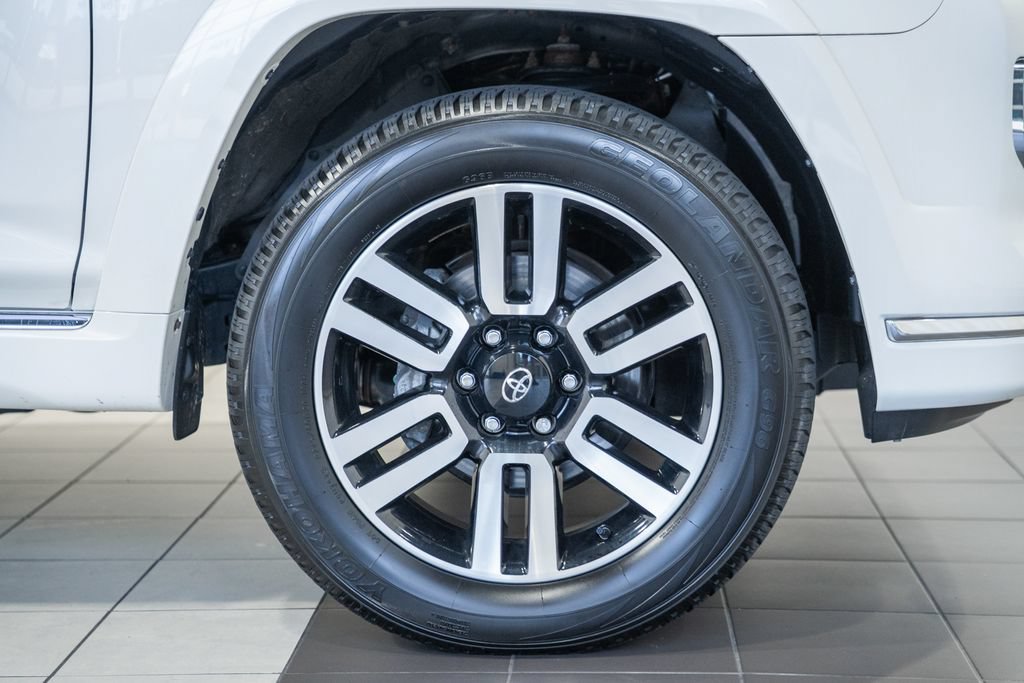 Used 2023 Toyota 4Runner Limited AWD/4WD image 15