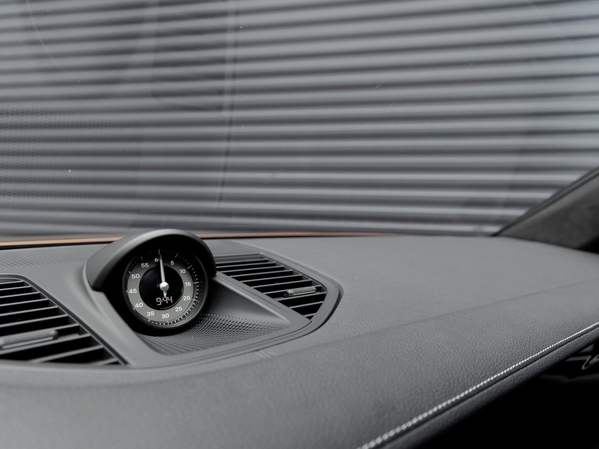 Certified 2025 Porsche Panamera Turbo S image 23