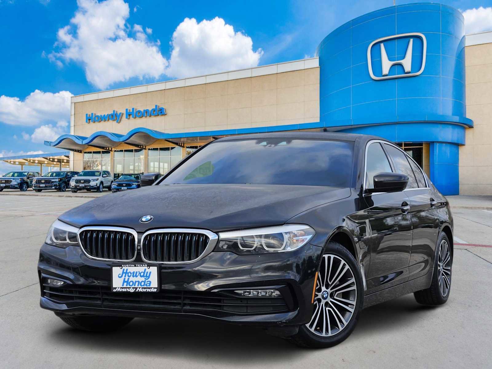 Used 2018 BMW 530e image 1