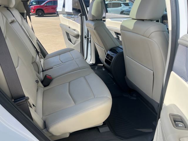 Used 2024 Cadillac XT5 Premium Luxury w/ LPO, Floor Liner Package AWD/4WD image 18