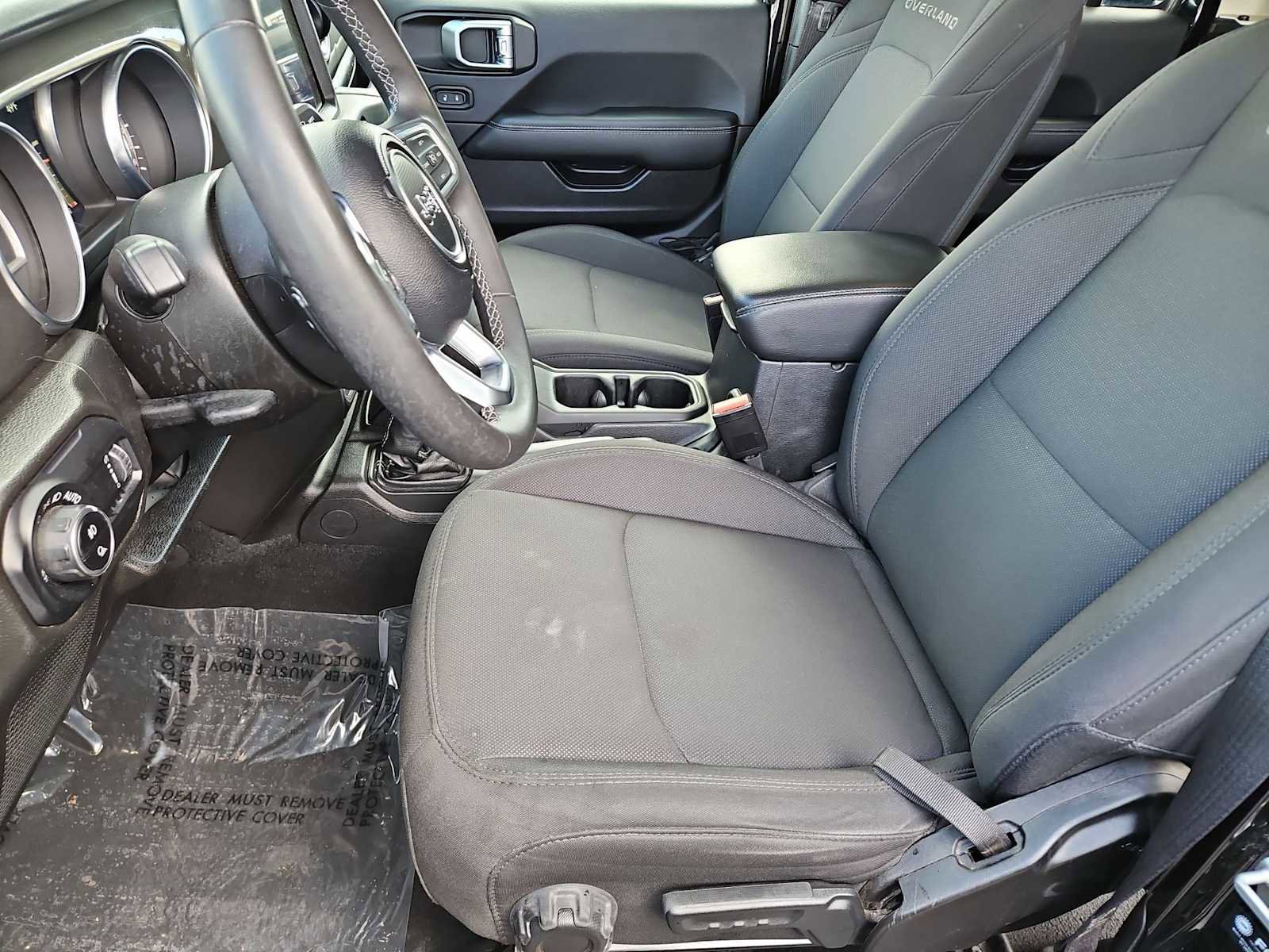 Used 2023 Jeep Gladiator Overland image 16