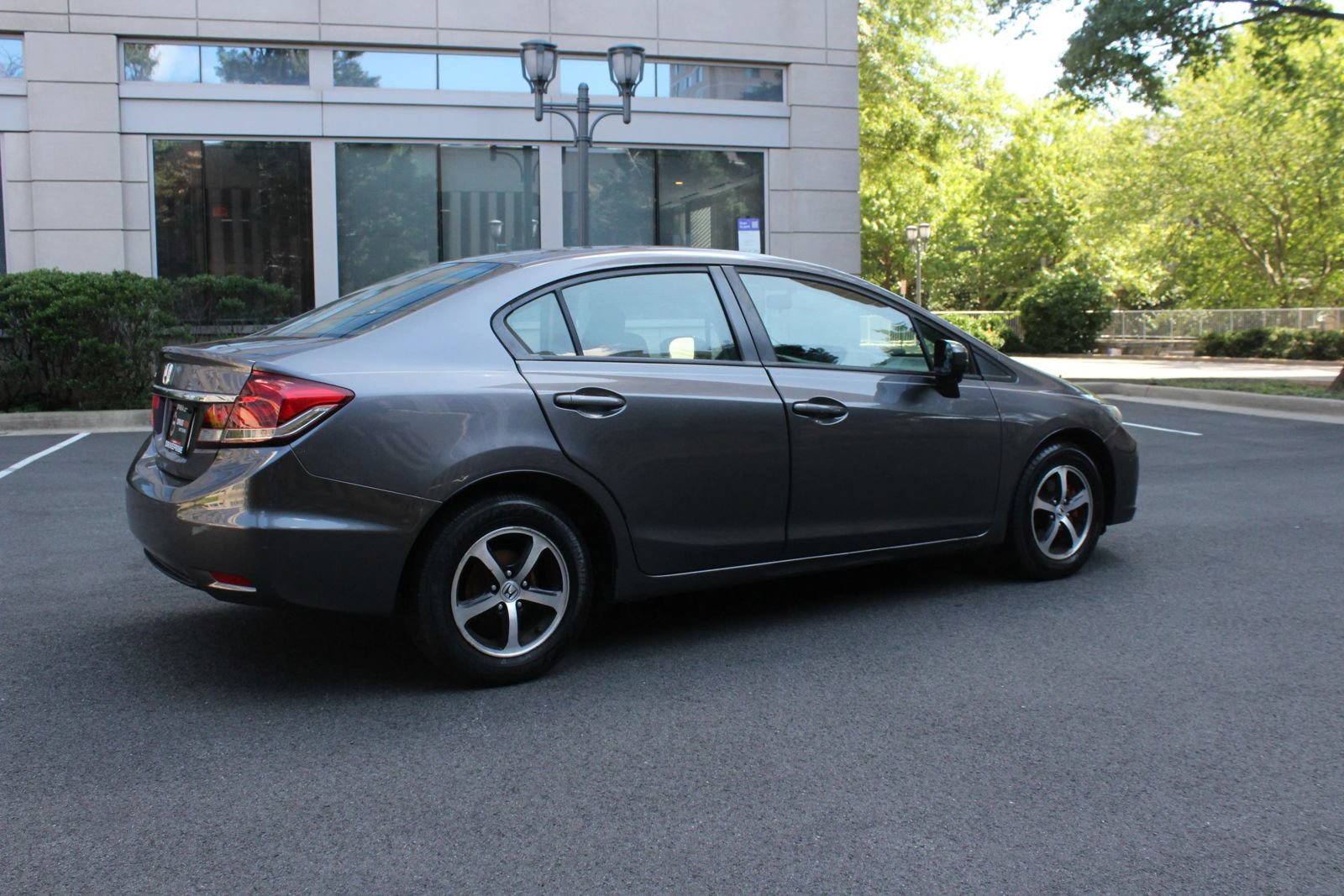 Used 2015 Honda Civic SE image 7