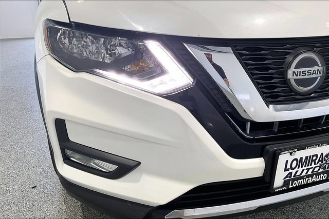 Used 2019 Nissan Rogue S FWD image 37